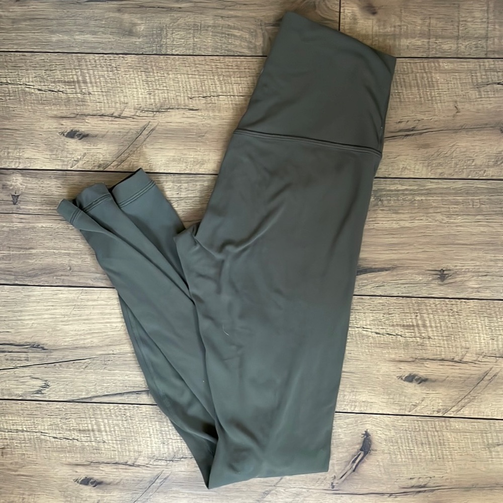 Green grey Lululemon align leggings 6 28 inseam